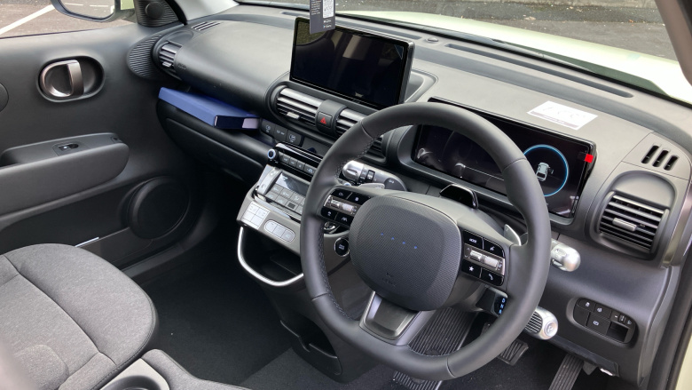 Hyundai INSTER 85kW 02 49kWh 5dr Auto Electric Hatchback